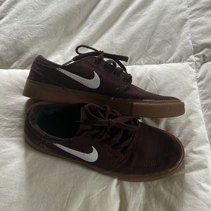Nike Janoski Sneakers